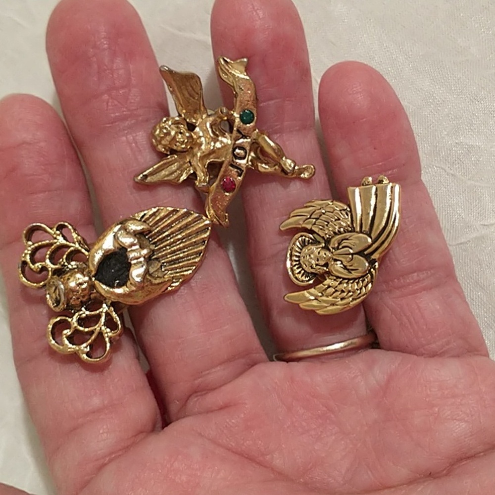 Vintage Gold Tone Angel Brooch Set